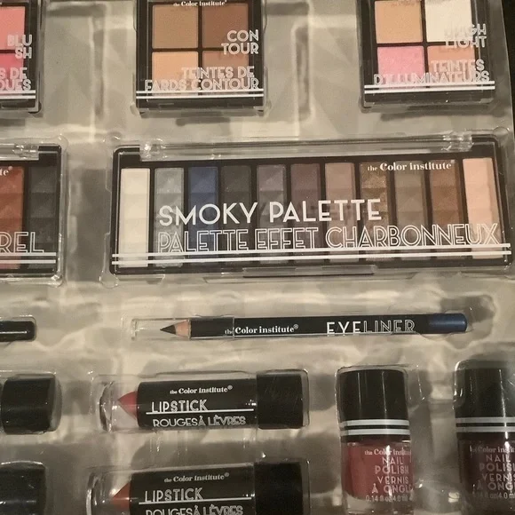 Color Institute Makeup Collection - Picture 4 of 10